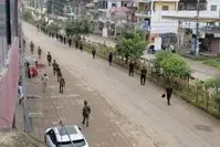 نیپال فوج نے جمعرات سے ملک بھر میں کرفیو نافذ کرنے کا اعلان کیا...