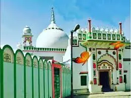 جامعہ احسن البرکات عظیم دینی دانش گاہ