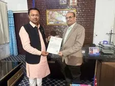 وزیر اعلیٰ مدهيش سروج کمار یادو اپنے عہدے سے مستعفی