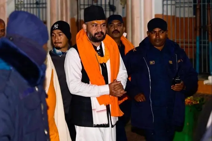 کس کے سر سجے گا نیپال کے وزیر اعظم کا سہرا ؟: عبد الجبار علیمی نیپالی نظامی۔...