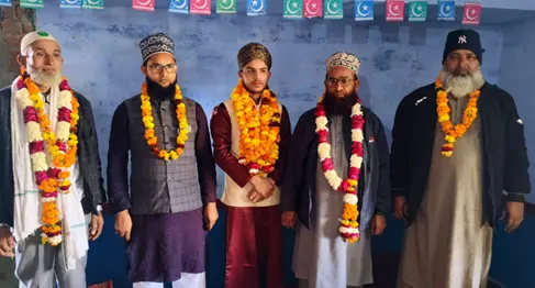 ایک طالب علم نے یک نششت میں قرآن پاک سنانے کی سعادت حاصل کی...