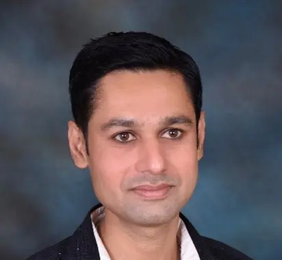 کم عمری اور سوشل میڈیا کا بڑھتا اثر  کیا قانون بچوں کی ذہنی دنیا کو محفوظ بنا سکتا ہے؟