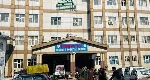 علاج گاہ یا عذاب گاہ؟ سرکاری اسپتالوں کی گرتی ہوئی حالت پر ایک تلخ سوال