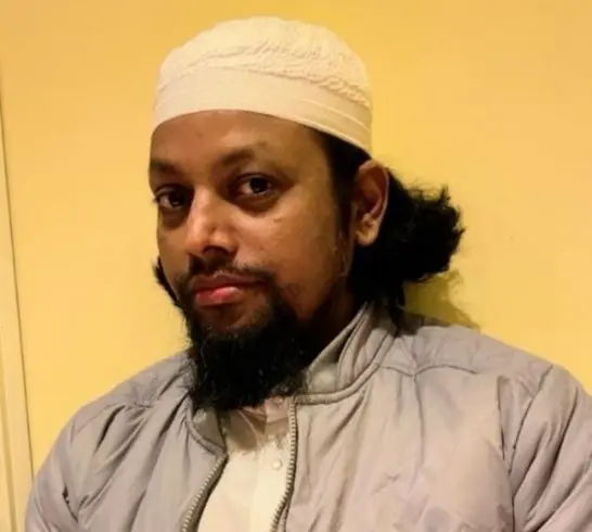 حکومت اپنے شہریوں کو مشکوک کیوں بنارہی ہے؟