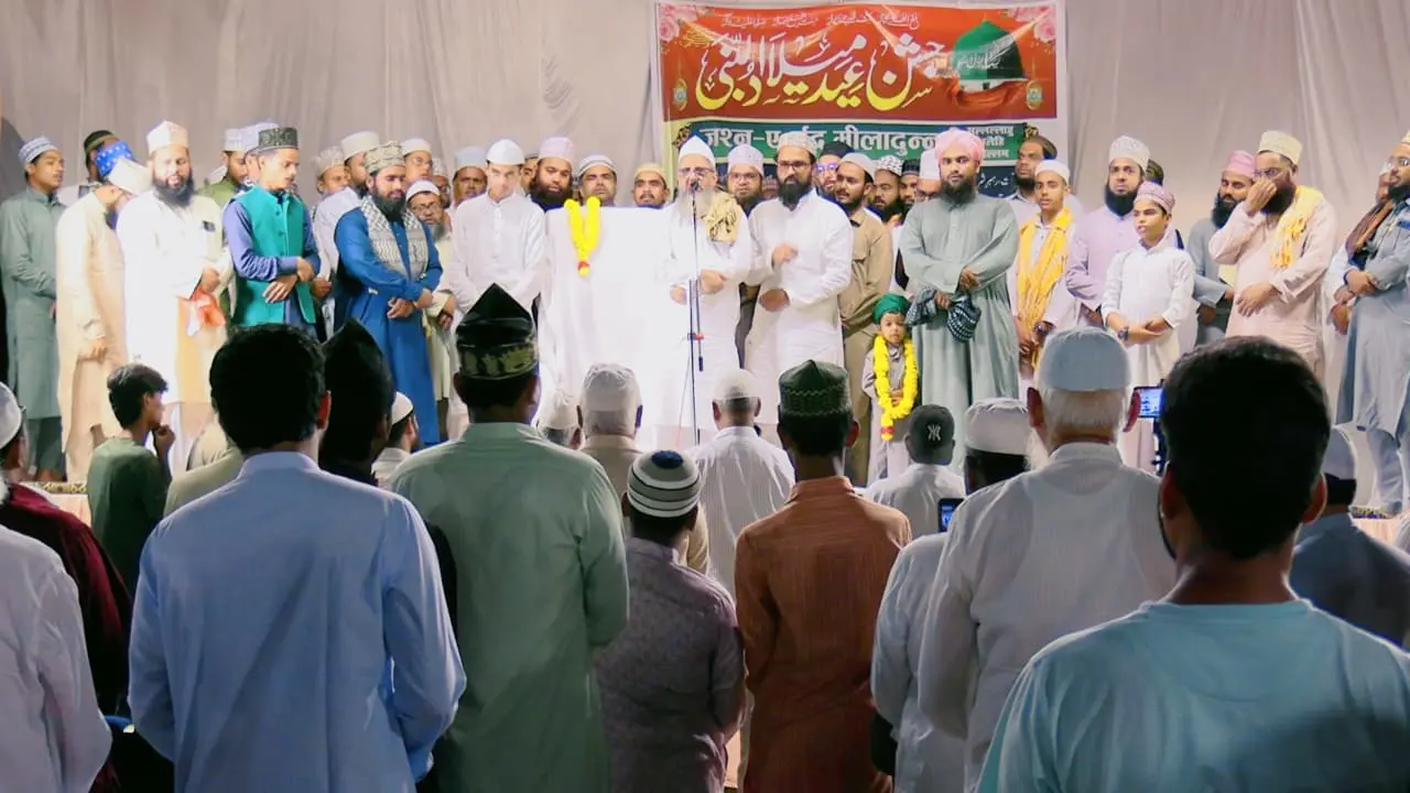 لکھنؤ میں جشنِ عید میلاد النبی ﷺ کا عظیم الشان روح پرور اجتماع...